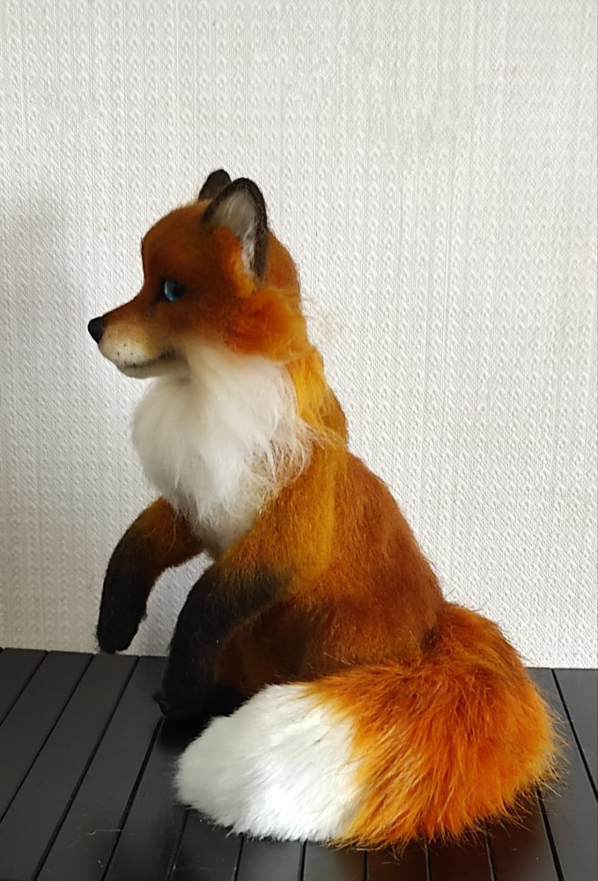 Fox 4 realistic-fox-figurine